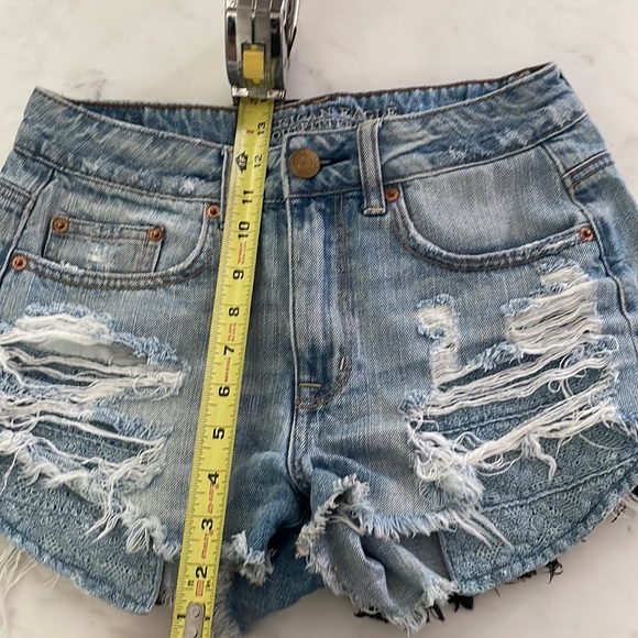 2 American Eagle shorts 💛 - Picture 5 of 5